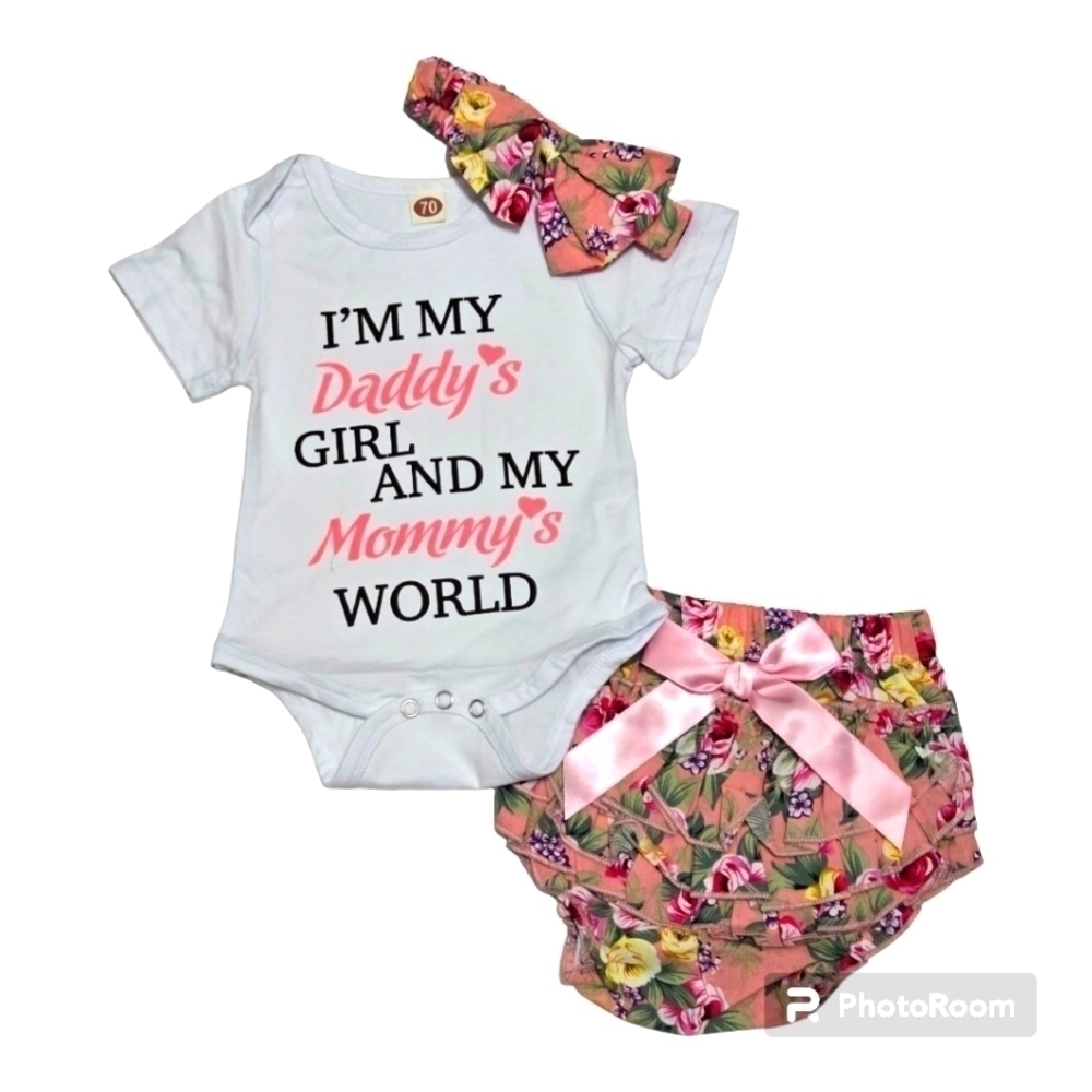 I'm My Daddy's Girl And My Mommy's World Baby Clothes Sets